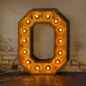 Lichtletter O